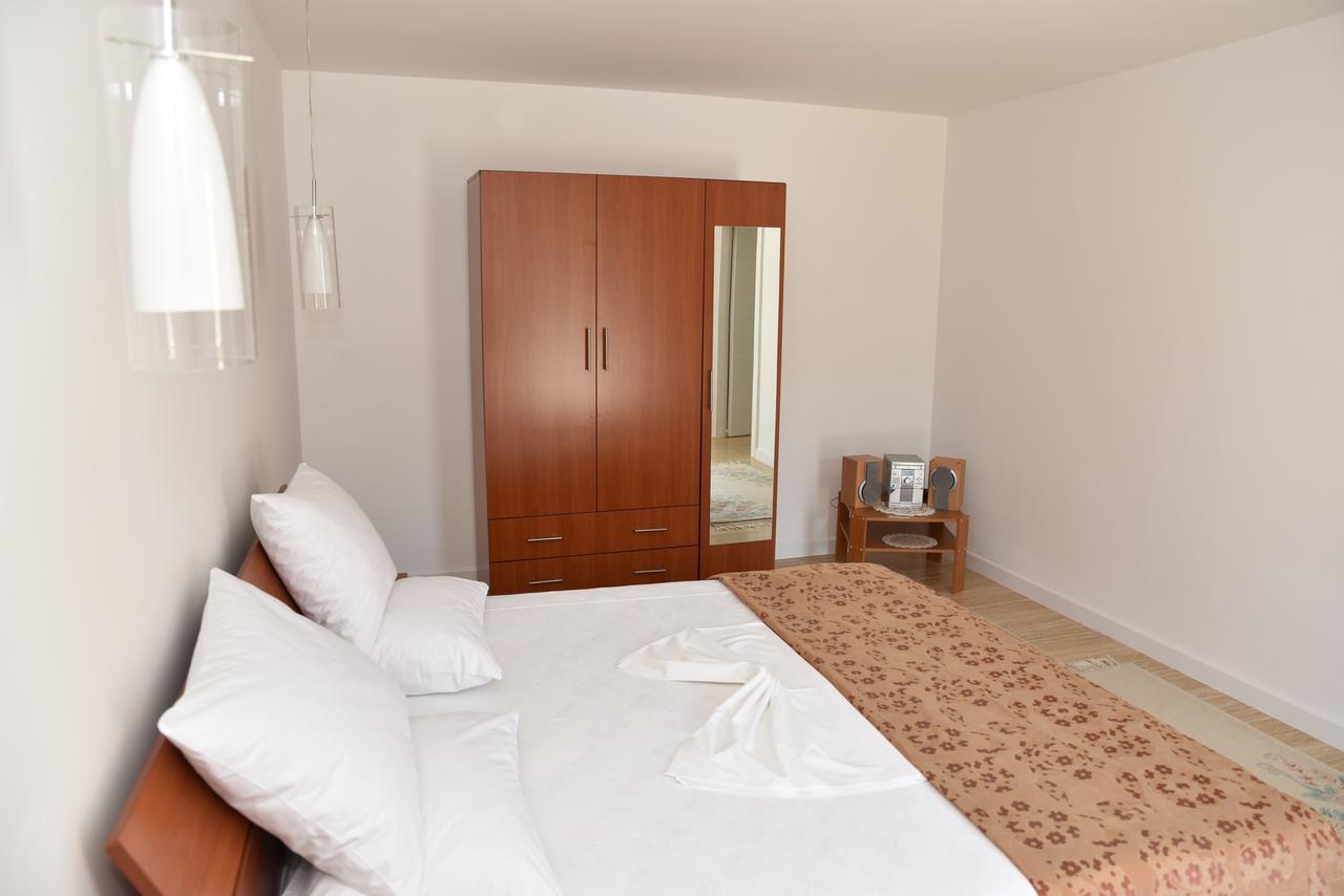 Guest House Evropa Ulcinj Exterior foto
