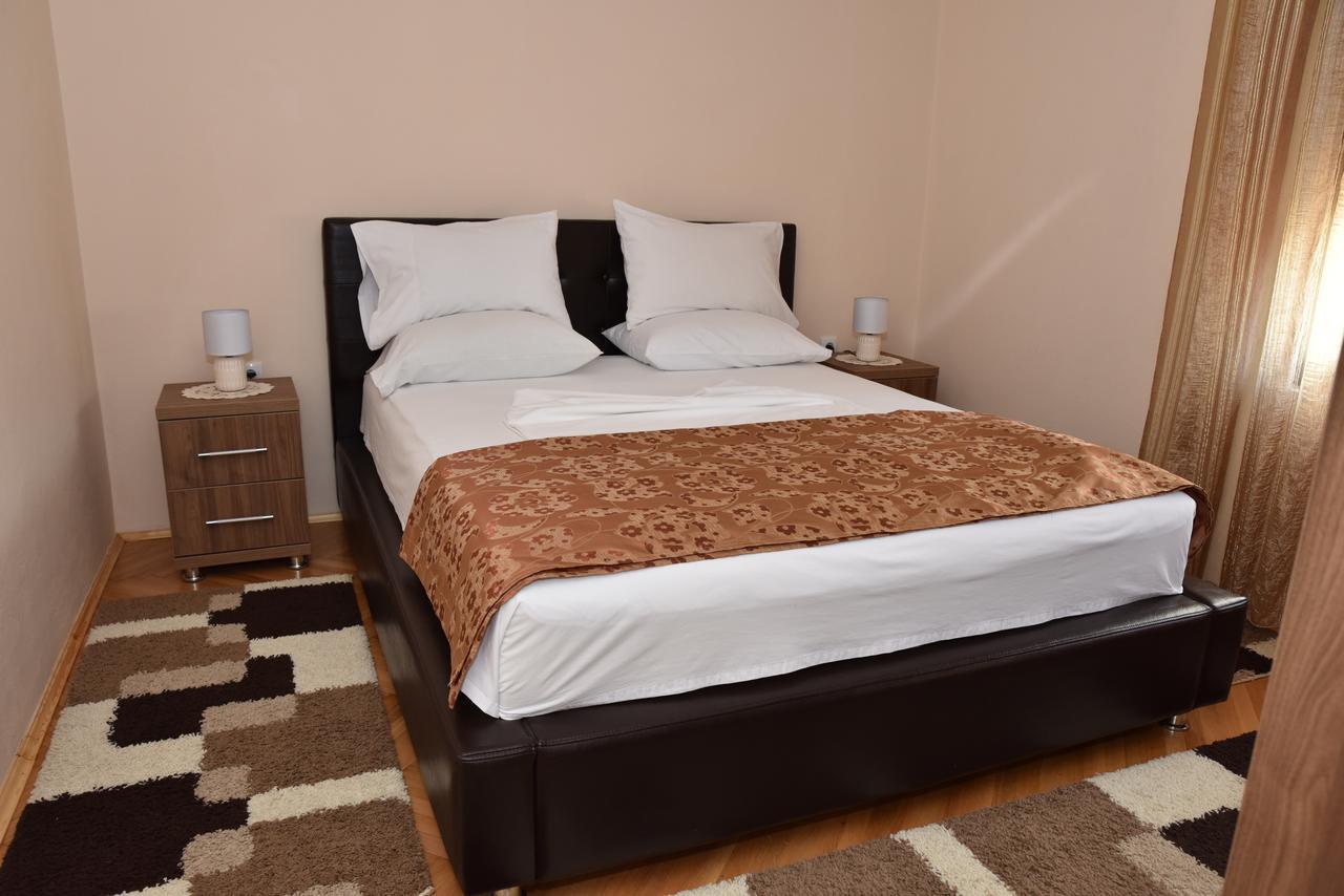 Guest House Evropa Ulcinj Exterior foto