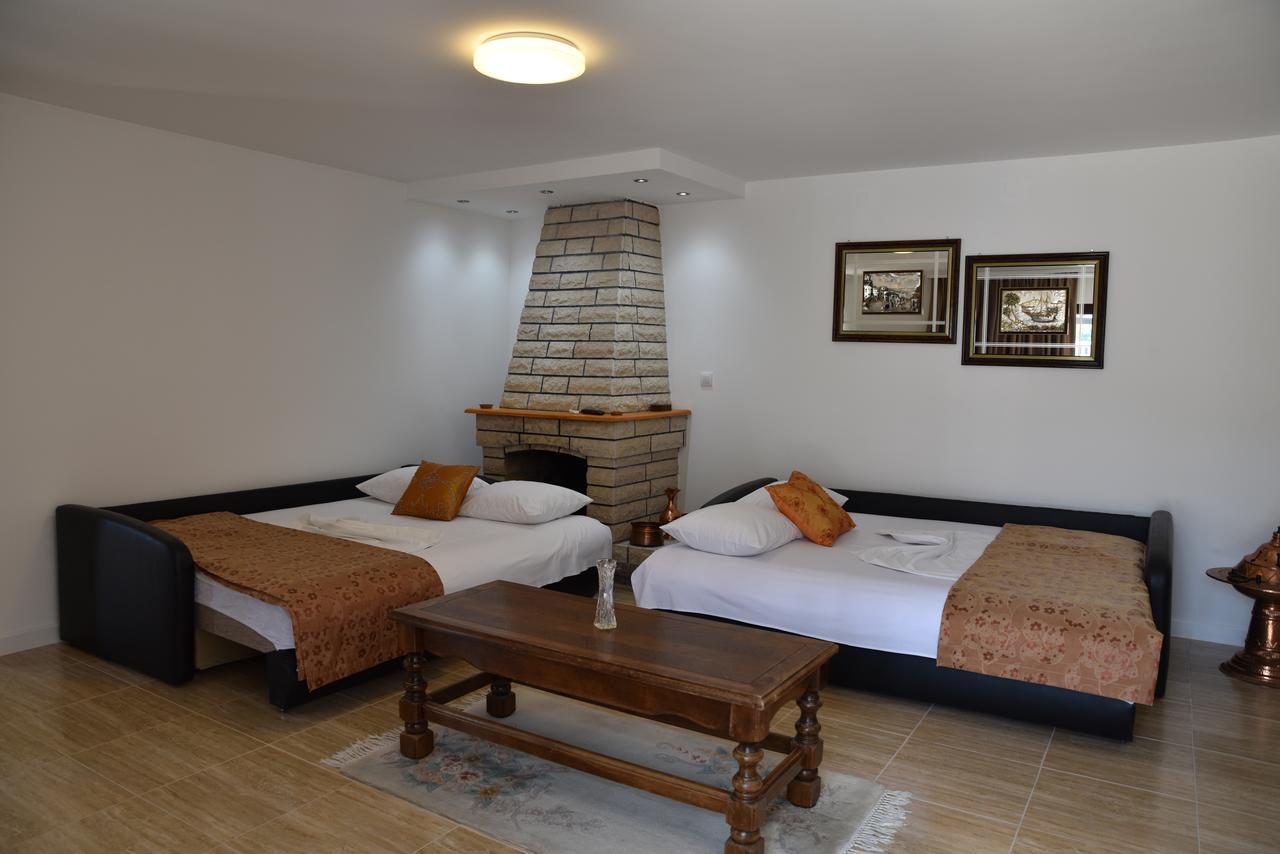 Guest House Evropa Ulcinj Exterior foto